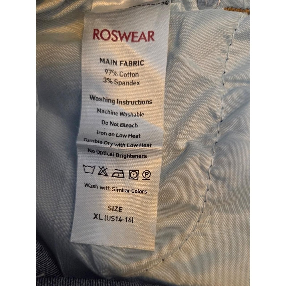 Women's Dark Jean Shorts - Picture 6 of 8